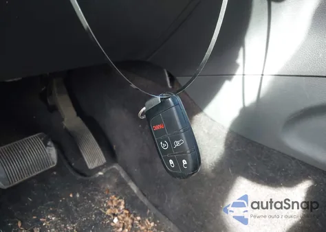 2015 Jeep Grand Cherokee Altitude from USA, damaged, VIN 1C4RJFAG2FC195822